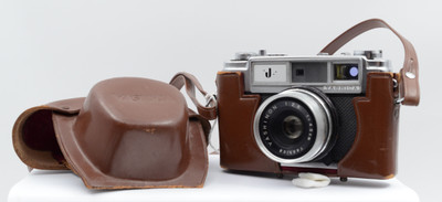 Pre-Owned - Yashica J With 45MM F2.8 Lens
